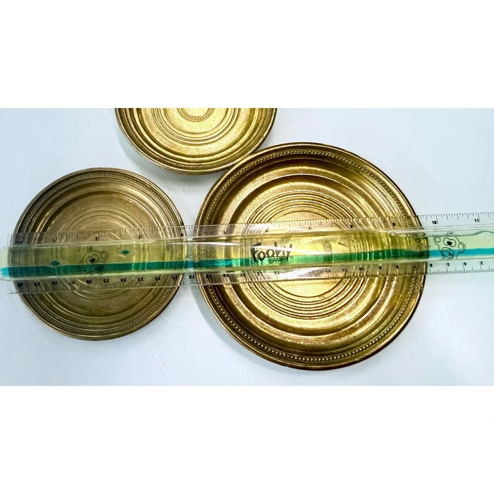 Vintage Made in Italy Gilt Metal Display Plates Easel Stands Set of 3 Gold
